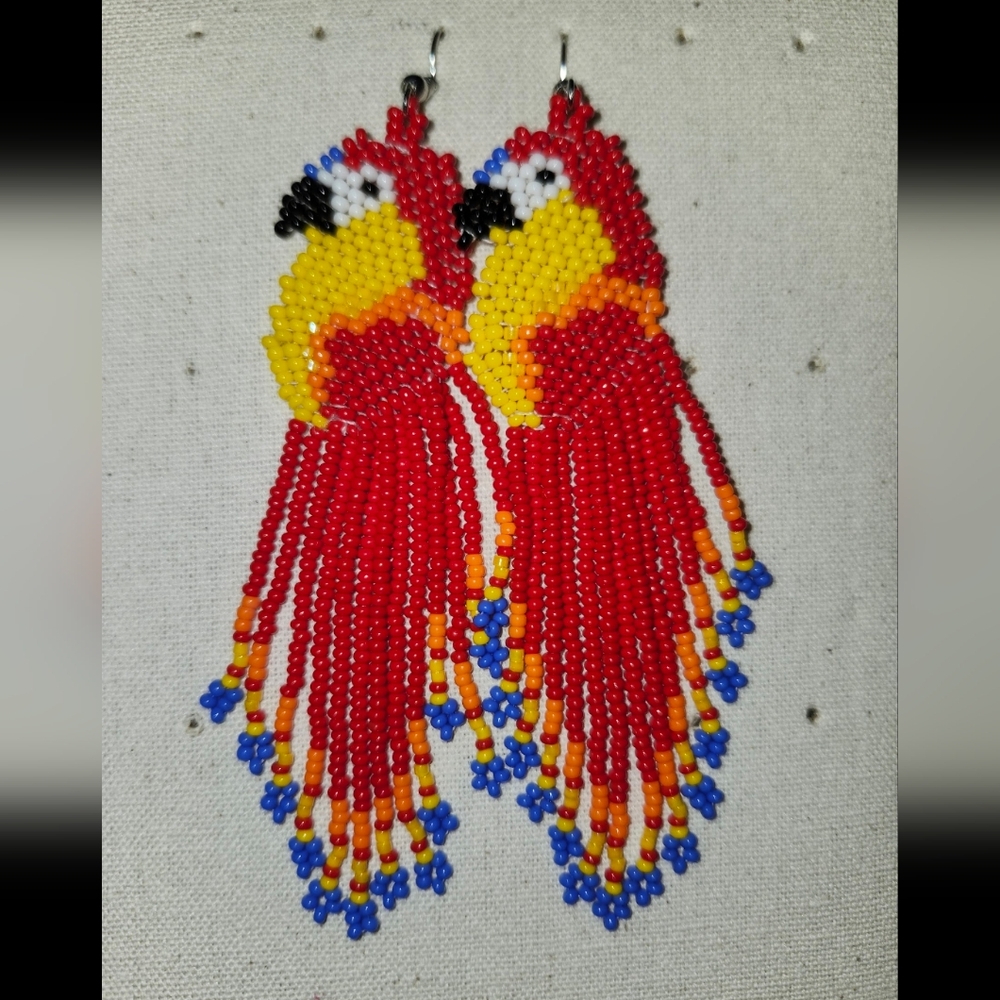 Vibrant Parrot Beaded Bird Toy